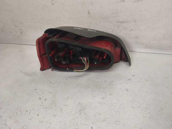 FEU ARRIERE DROIT PEUGEOT 106 5/1996+ - Vue 2